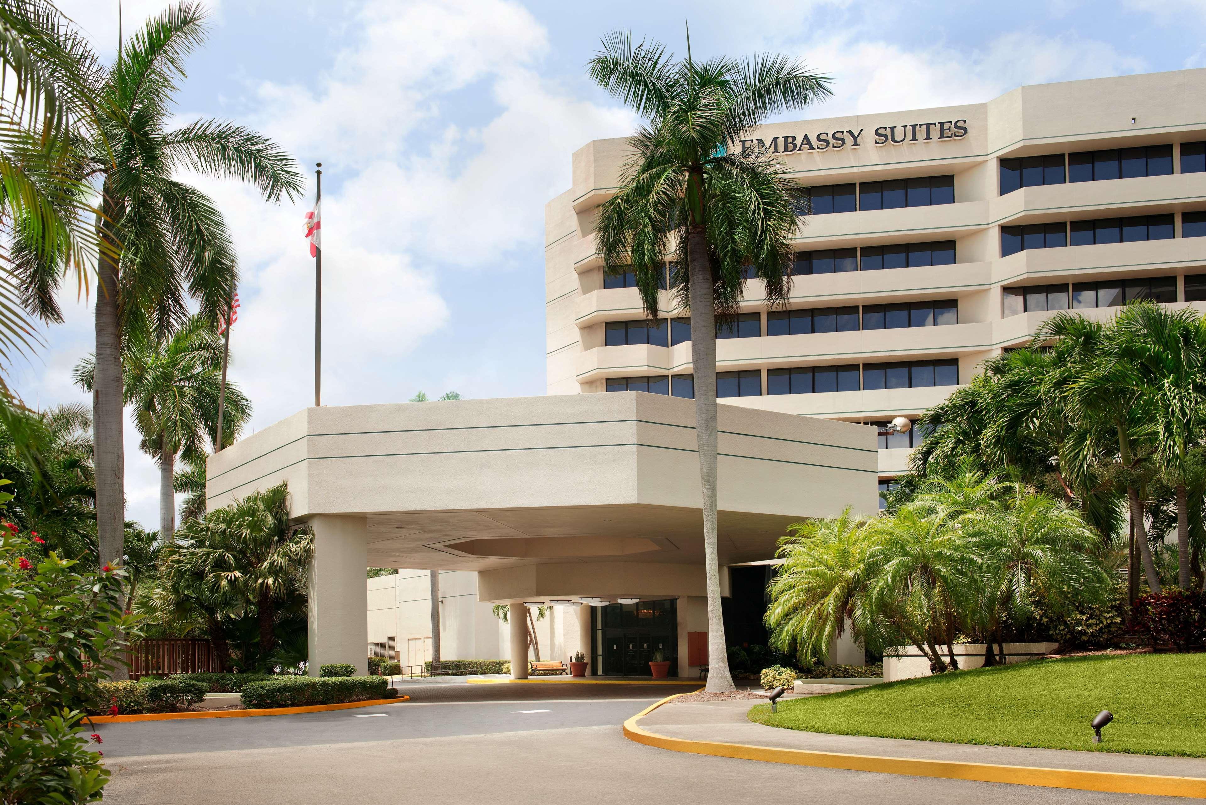 Embassy Suites Boca Raton Exterior photo